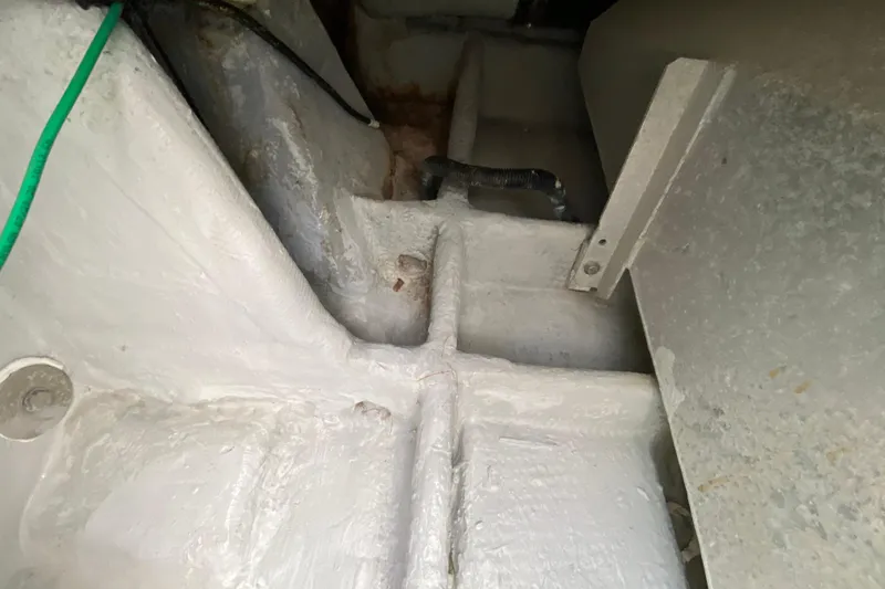 Slide: The Image of Interior view of 1994 Luhrs 32 Convertible boat hull structure. - 46