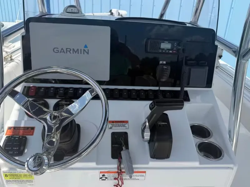 Slide: The Image of Sea Hunt Ultra 234 2021 - 12