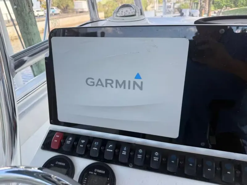 Slide: The Image of Sea Hunt Ultra 234 2021 - 14