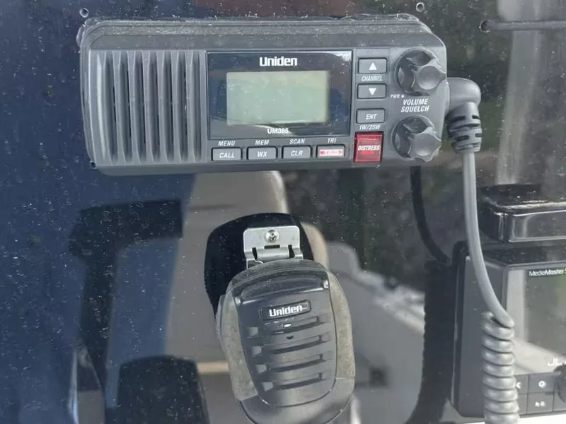 Slide: The Image of Sea Hunt Ultra 234 2021 - 17