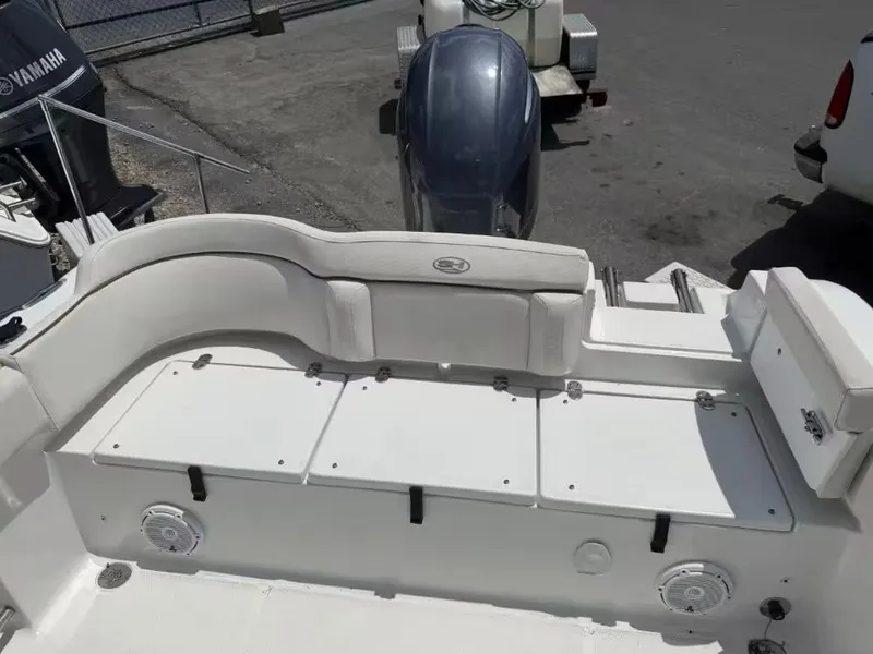 Slide: The Image of Sea Hunt Ultra 234 2021 - 6