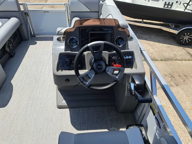 Slide: The Image of Steering console of Avalon VNT VRB21 boat, year 2026. - 19