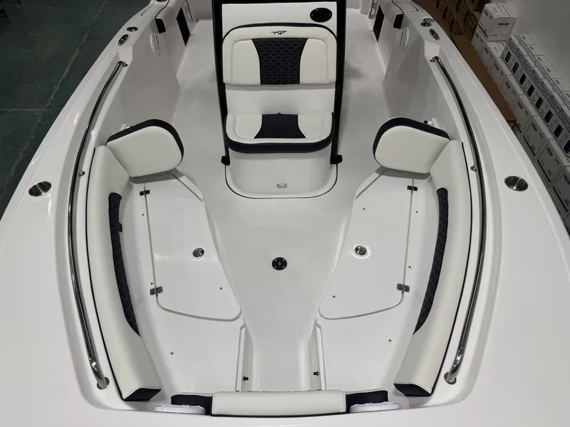 Slide: The Image of Tidewater 232 CC Adventure 2026 - 11