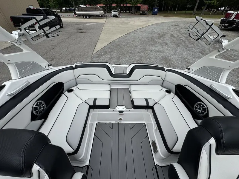 Slide: The Image of Yamaha 212X 2019 - 5