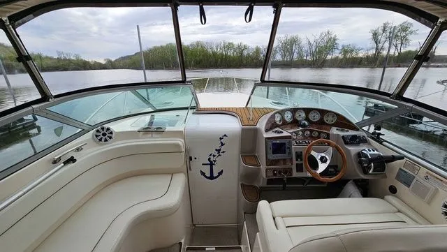 Slide: The Image of Rinker Fiesta Vee 312 2004 - 14