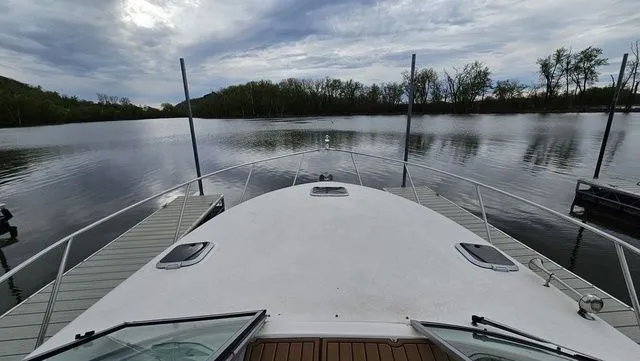 Slide: The Image of Rinker Fiesta Vee 312 2004 - 15