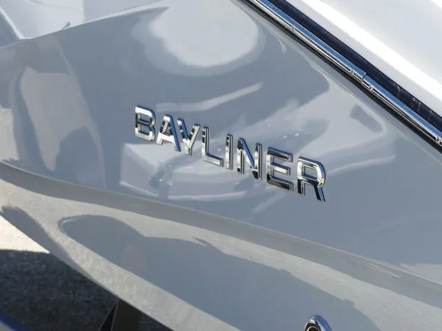 Slide: The Image of Bayliner V20 Bowrider 2026 - 7