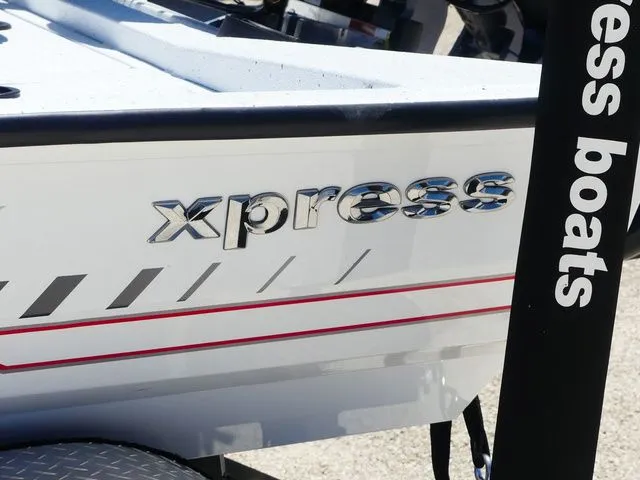 Slide: The Image of Xpress HYPER-LIFT H210B 2026 - 7