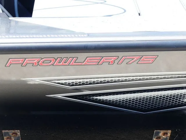 Slide: The Image of Alumacraft 175 PROWLER 2019 - 8