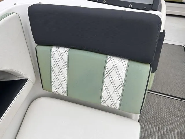 Slide: The Image of Glastron GT 225 2017 - 17