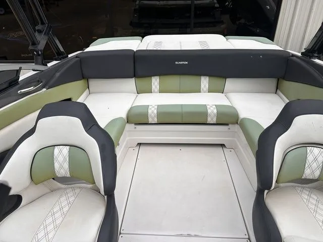 Slide: The Image of Glastron GT 225 2017 - 18