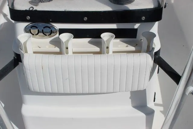 Slide: The Image of Boston Whaler 17 Montauk 2003 - 11