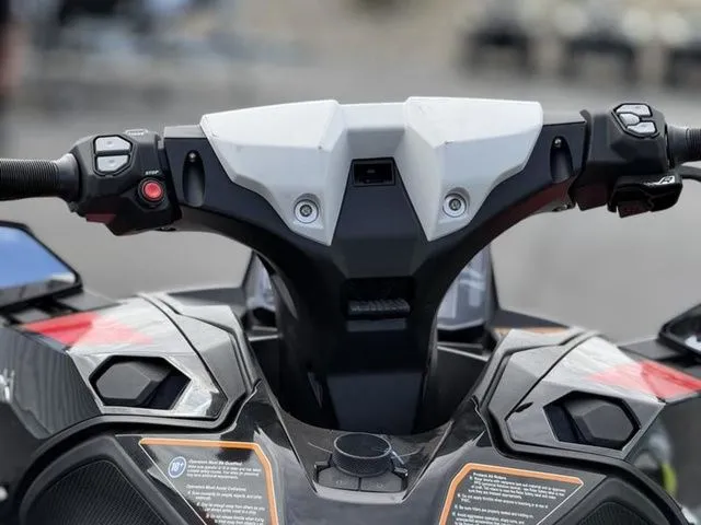 Slide: The Image of Handlebars of the 2026 Kawasaki Ultra 160 jet ski. - 21