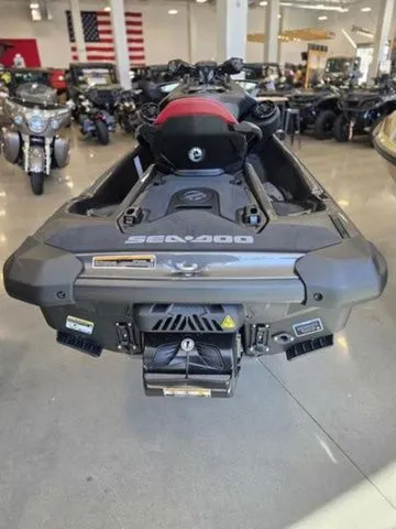 Slide: The Image of Sea-Doo GTR 2026 - 10