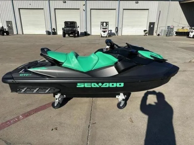 Slide: The Image of Sea-Doo GTI 2026 - 9