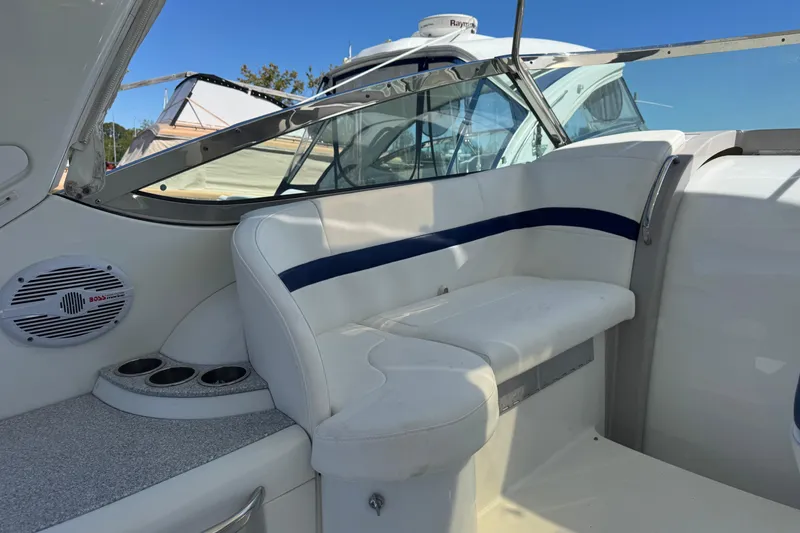 Slide: The Image of 2006 Formula 40 Performance Cruiser interior with white seating and cup holders. - 43