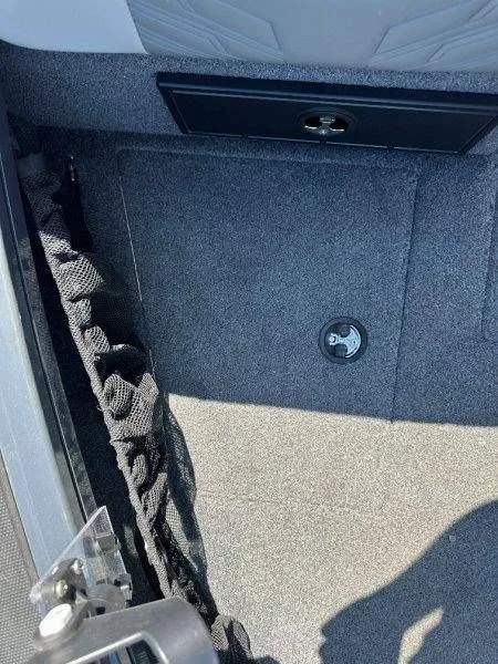 Slide: The Image of Interior of 2019 Tracker Targa V18 boat. - 19