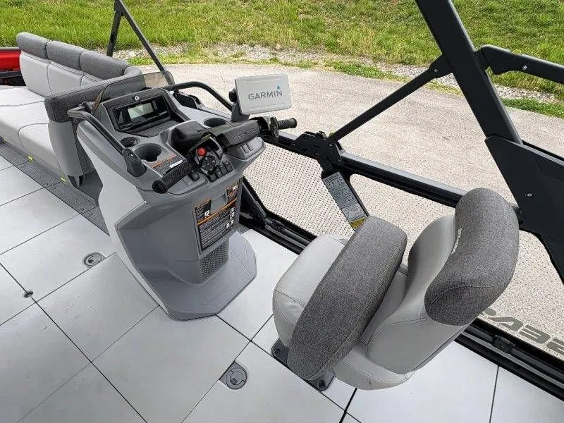 Slide: The Image of Interior of 2023 Sea-Doo Switch Cruise 21 with control console. - 43