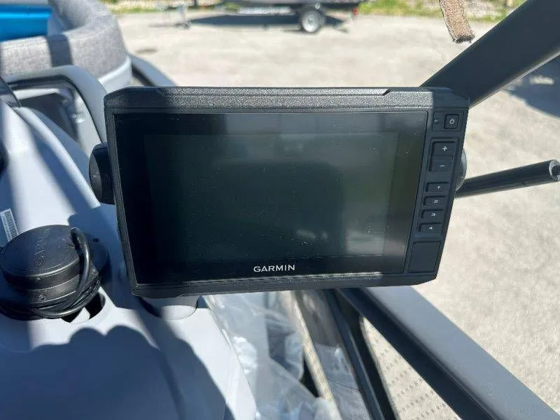 Slide: The Image of Garmin display on Sea-Doo Switch Cruise 18, 2022 model. - 20