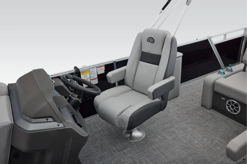 Slide: The Image of Sun Tracker Party Barge 22 RF DLX 2026 - 21