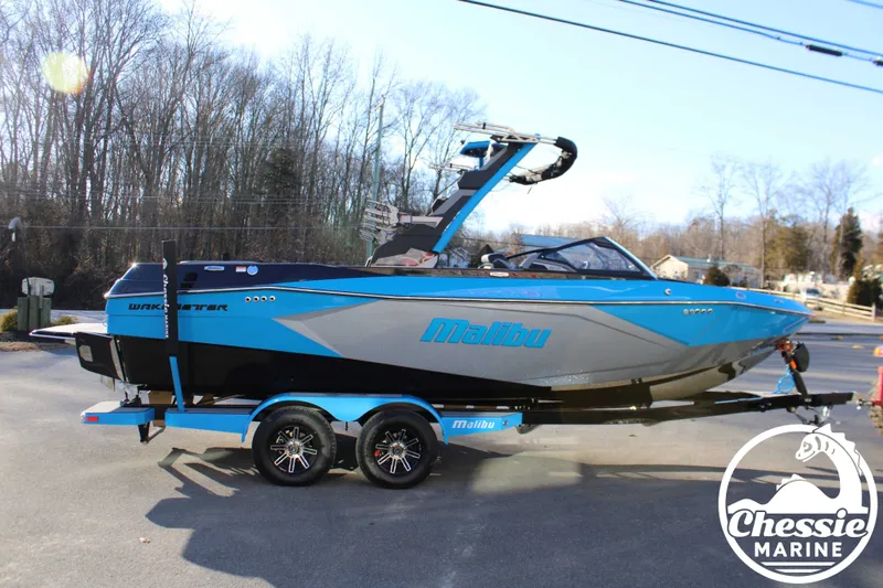 Slide: The Image of Malibu Wakesetter 23 LSV 2026 - 6