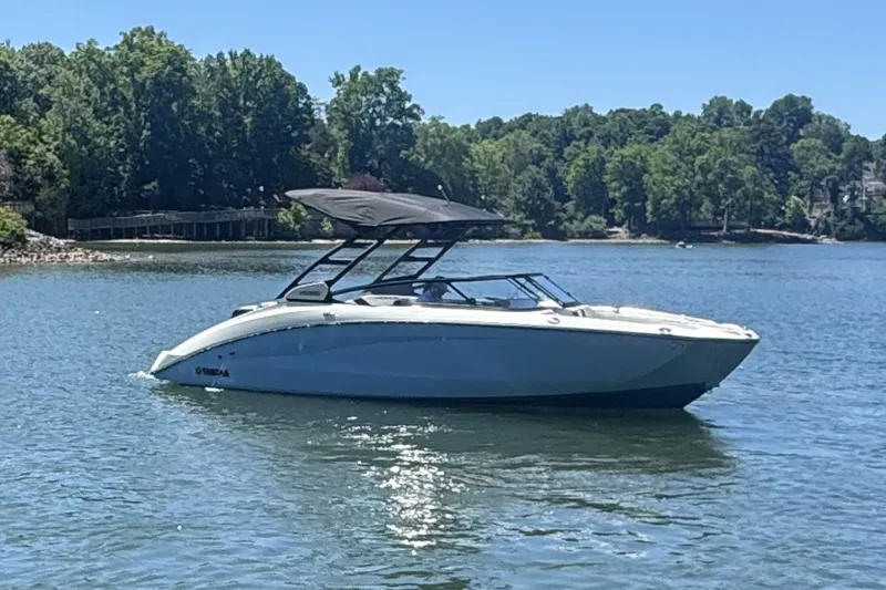 Slide: The Image of Yamaha 252SD 2026 - 3