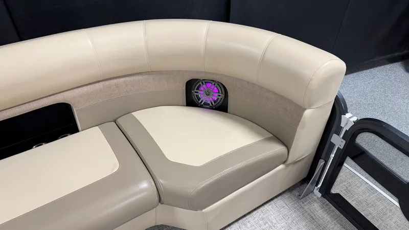 Slide: The Image of Premier 230 Sunsation TRITOON 2024 - 20