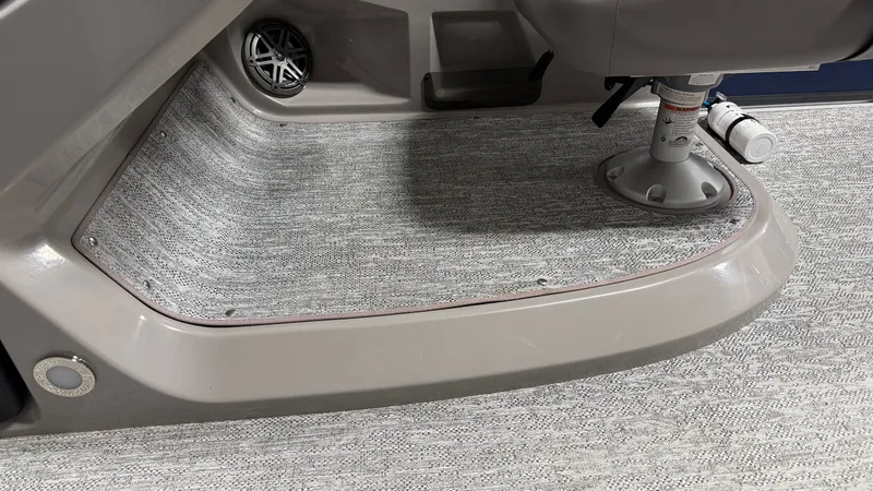 Slide: The Image of Premier 230 Sunsation 2024 - 35