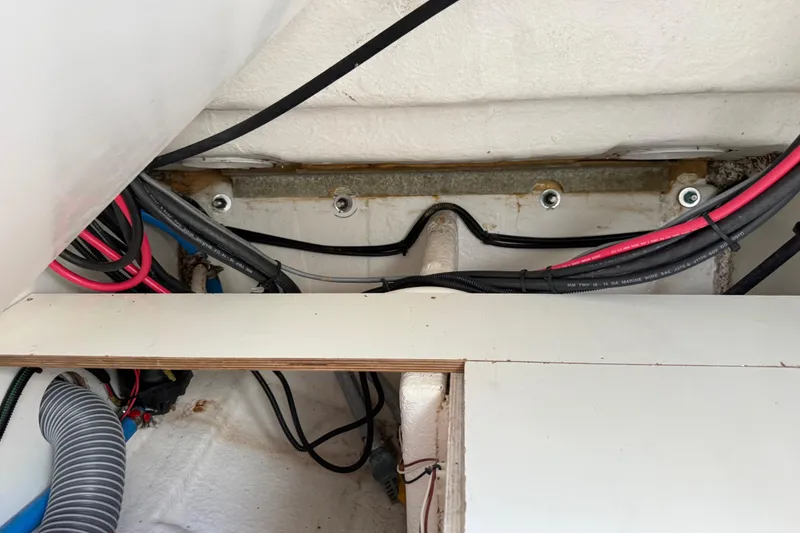 Slide: The Image of Interior wiring and components of a 2021 Jeanneau NC 895 boat. - 40