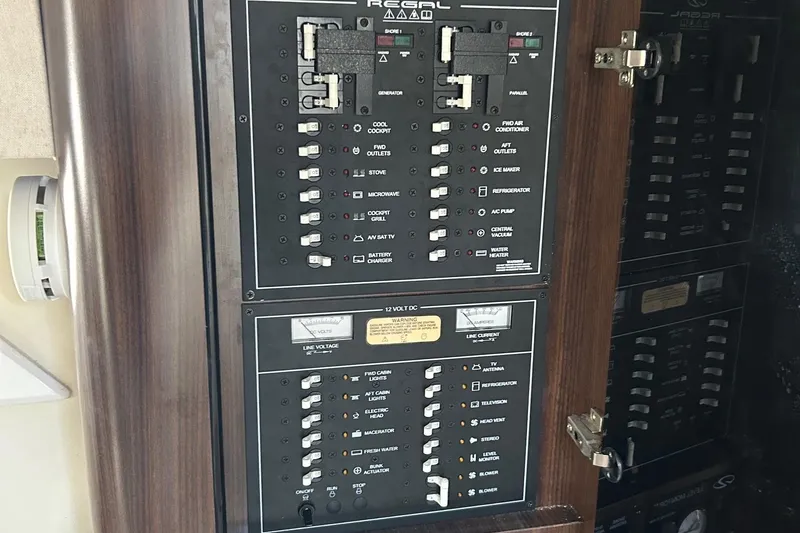 Slide: The Image of 2016 Regal 35 Sport Coupe - 22