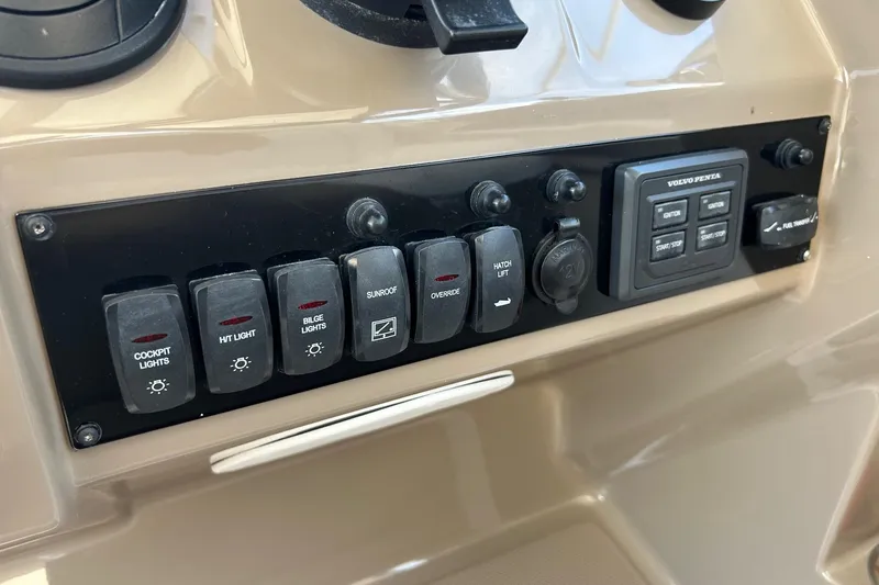 Slide: The Image of 2016 Regal 35 Sport Coupe - 34