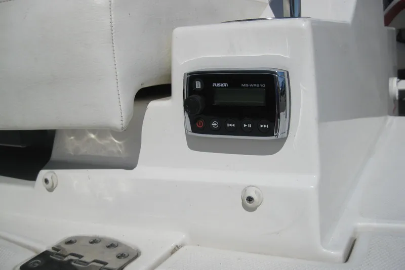 Slide: The Image of Fusion MS-WR610 stereo on 2014 Monterey M3 Sport Boat dashboard. - 11