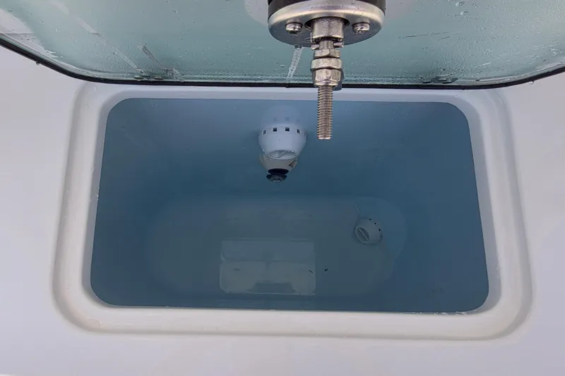 Slide: The Image of Livewell tank in 2026 Parker 254 FATHOM boat, filled with water. - 16