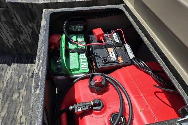 Slide: The Image of Battery and fuel tank setup in 2026 Havoc 1860 DBST boat. - 5