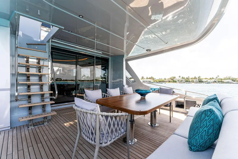 Slide: The Image of Aquitalia 78 Fly 2024 - 86