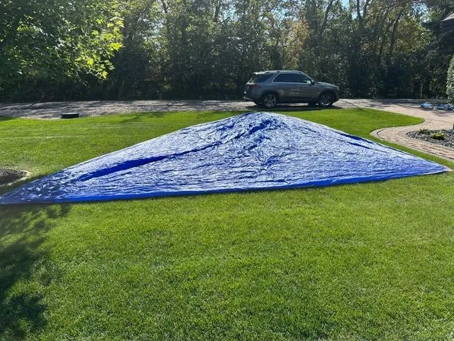 Slide: The Image of Blue sail on lawn, Beneteau First 24, 2021. - 14