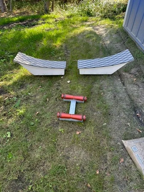 Slide: The Image of Boat accessories on grass, suitable for Beneteau First 24, year 2021. - 9