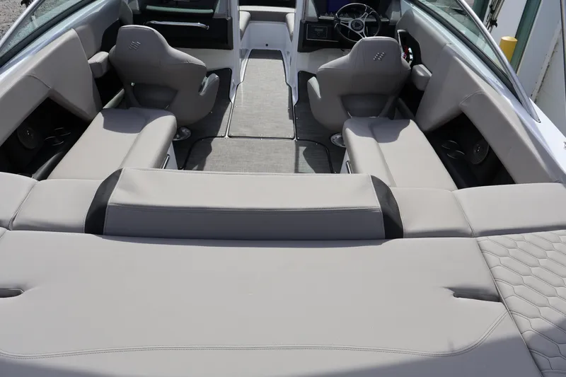 Slide: The Image of Interior view of 2026 Four Winns H4 boat with spacious seating and modern design. - 8