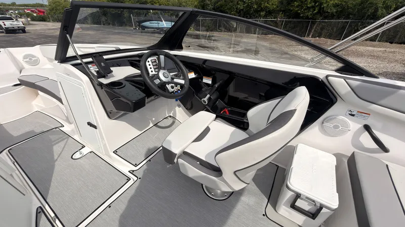 Slide: The Image of Yamaha AR220 2026: Modern cockpit with comfortable seat, steering wheel, and instrument display. - 27