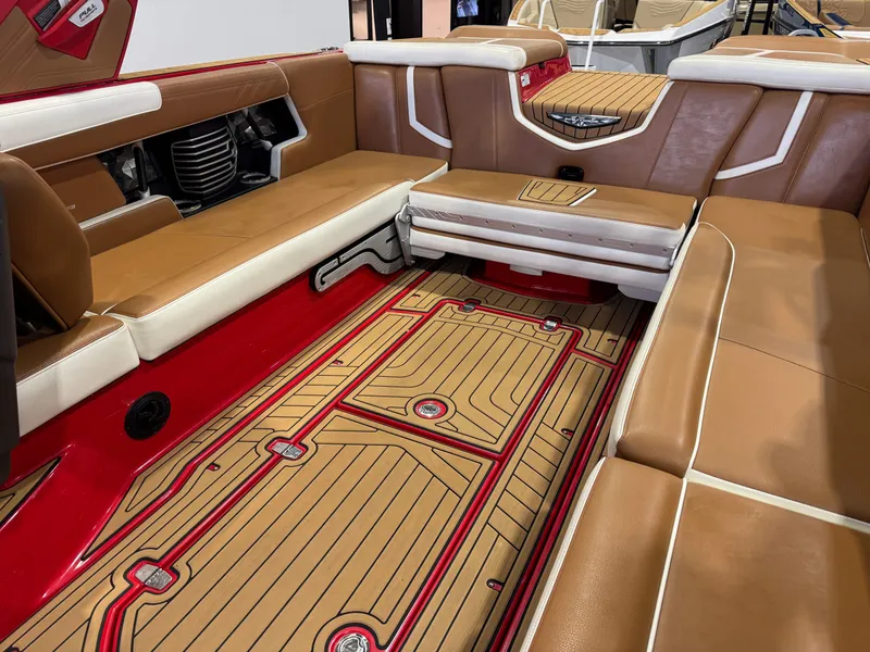 Slide: The Image of Nautique Super Air Nautique G25 2020 - 15