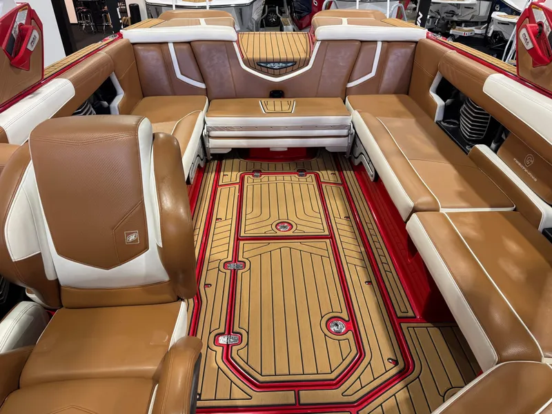 Slide: The Image of Nautique Super Air Nautique G25 2020 - 22