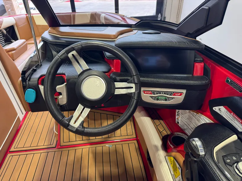 Slide: The Image of Nautique Super Air Nautique G25 2020 - 26