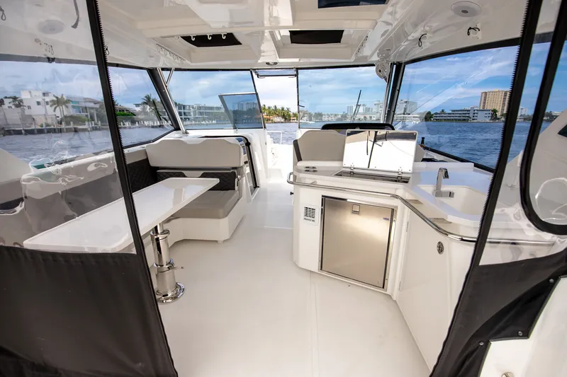 Slide: The Image of Aquila 36 Sport 2024 - 22