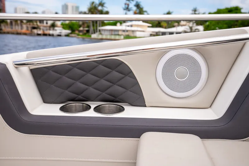 Slide: The Image of Aquila 36 Sport 2024 - 61