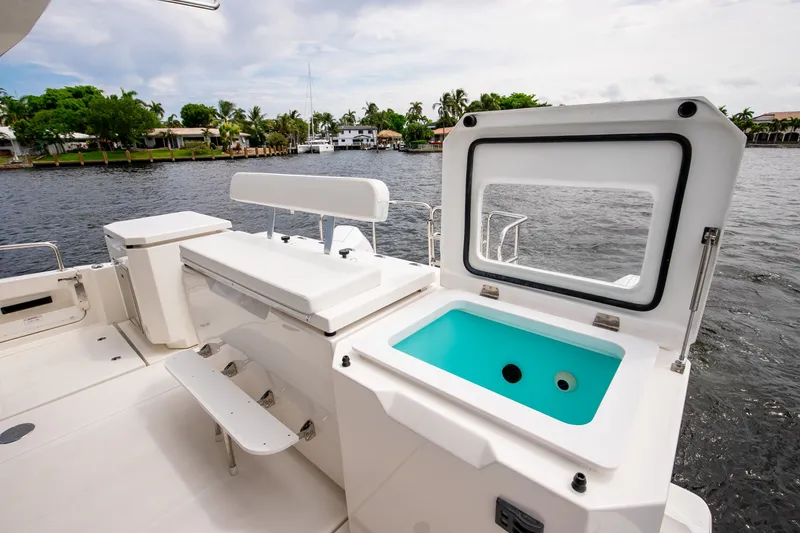 Slide: The Image of Aquila 36 Sport 2024 - 21