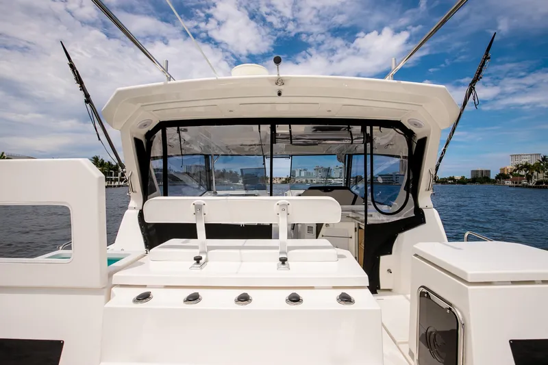 Slide: The Image of Aquila 36 Sport 2024 - 18