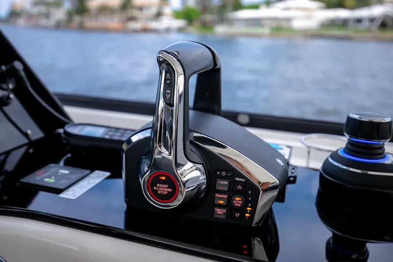 Slide: The Image of Aquila 36 Sport 2024 - 38