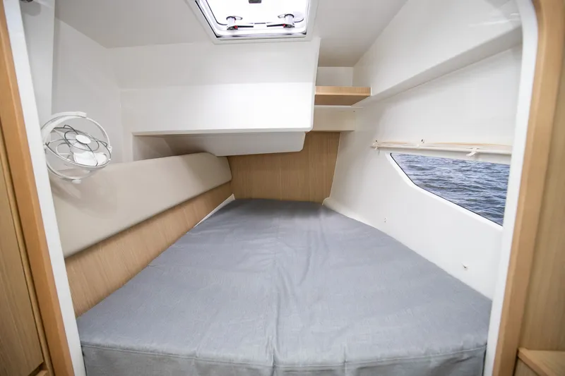 Slide: The Image of Aquila 36 Sport 2024 - 47