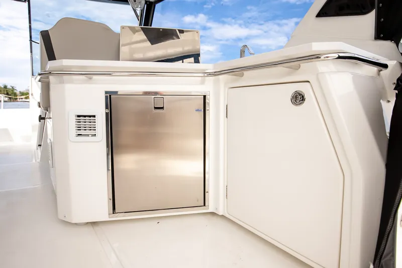 Slide: The Image of Aquila 36 Sport 2024 - 27