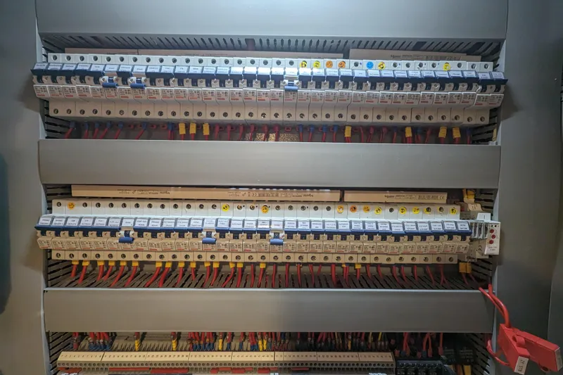 Slide: The Image of Electrical panel with circuit breakers, Balance 526 model, 2021, organized wiring. - 28